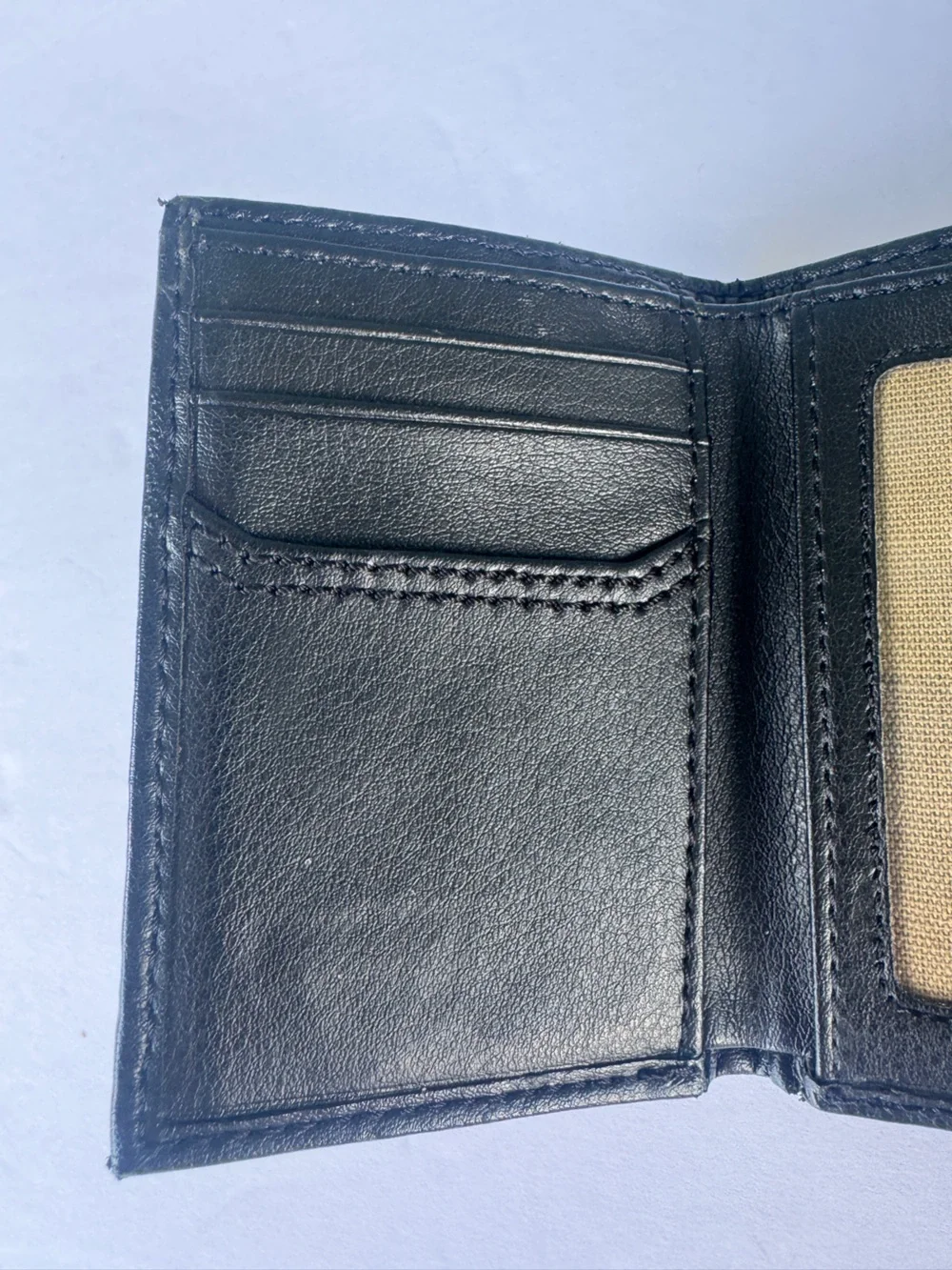 Men’s Levi’s Black Leather Trifold Wallet
